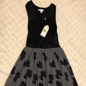 Sophie Max Midi Black Dress